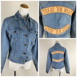 UNDERSTATED LEATHER Texas 'TREAT 'EM MEAN KEEP 'EM KEEN" Applique Denim Jacket
